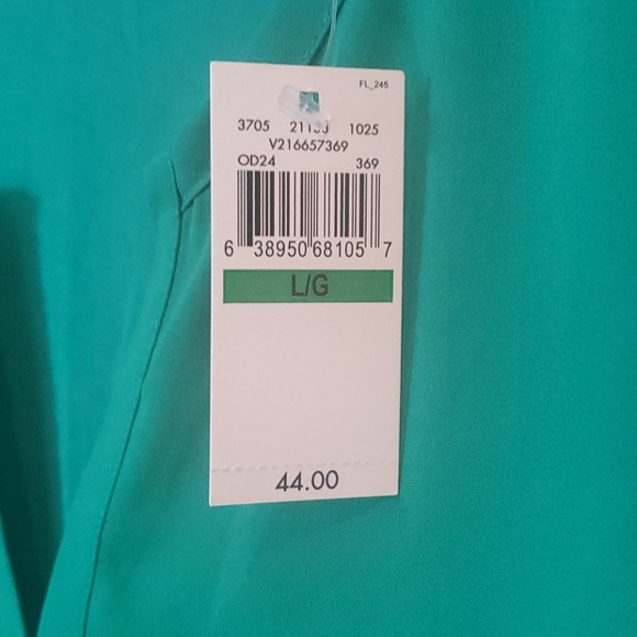 NWT VAN HEUSEN LARGE GREEN TOP - Picture 5 of 5